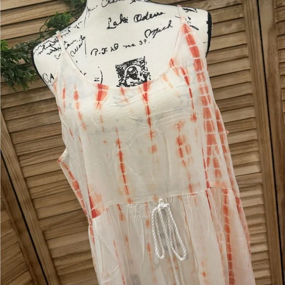 NEW White Waves Tie-Dye Maxi Dress with Tassel Belt - Picture 2 of 6